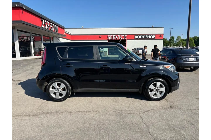 $6980 : 2018 Soul Base Auto image 1