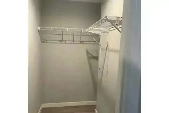 RENTO CASA DE ATRÁS📍 image 8