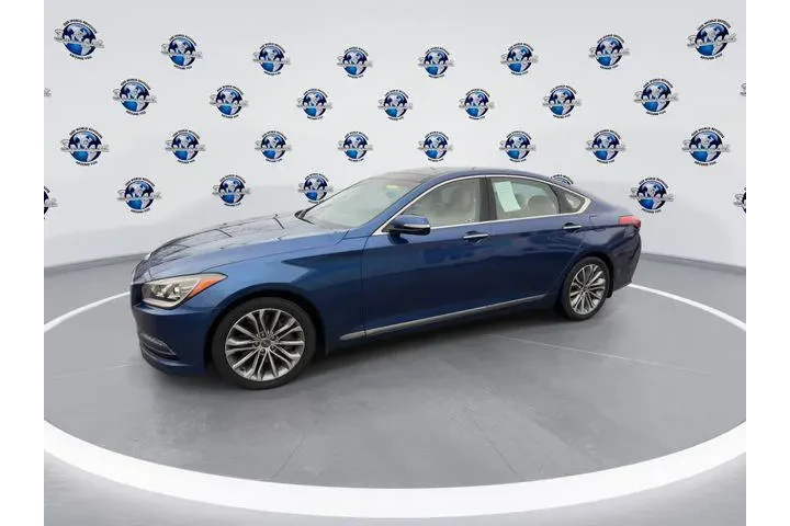$16490 : Hyundai Genesis 2016 3.8L 4d image 4
