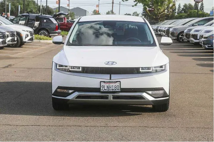 $25892 : Hyundai IONIQ 5 2024 SEL 4dr image 7