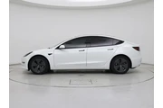 $26998 : Tesla Model 3 2023 4dr Sedan thumbnail