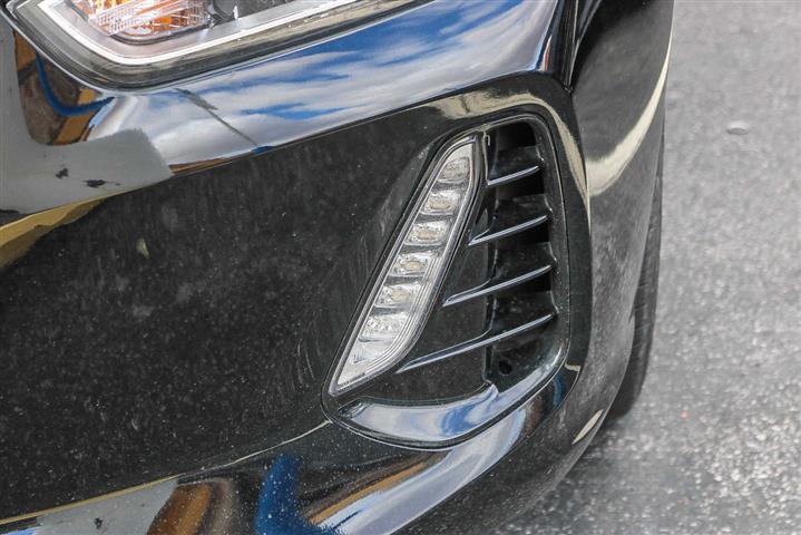 $15988 : Pre-Owned 2020 Hyundai Elantr image 6