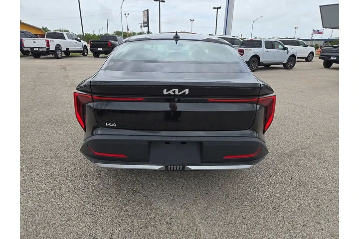 $20783 : Kia K4 2025 LXS 4dr Sedan image 9