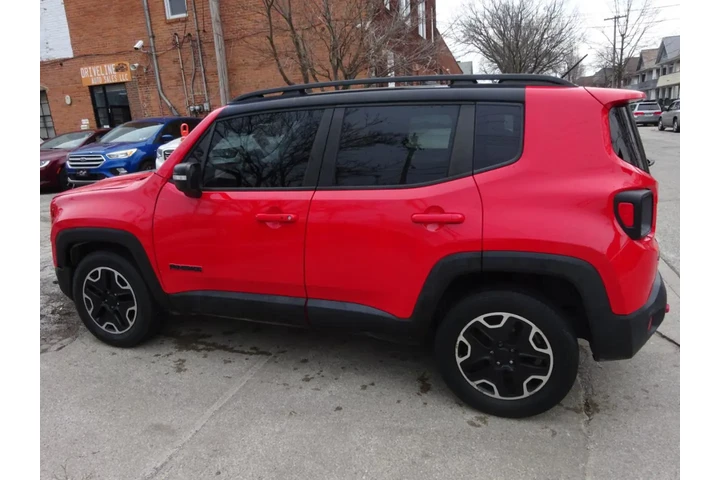 $9800 : 2016 Renegade 4WD 4dr Trailha image 7