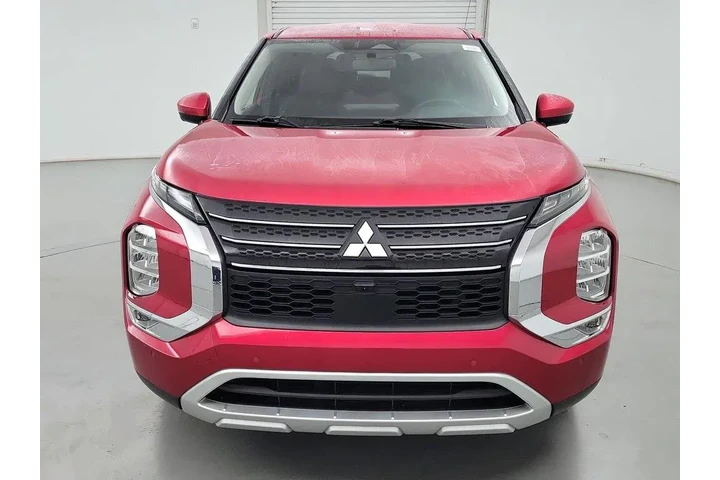 $23998 : Mitsubishi Outlander 2024 SE image 2