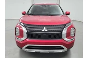 $23998 : Mitsubishi Outlander 2024 SE thumbnail
