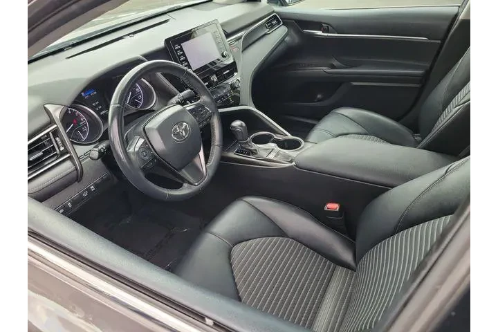 $31515 : Toyota Camry 2024 SE 4dr Sed image 3