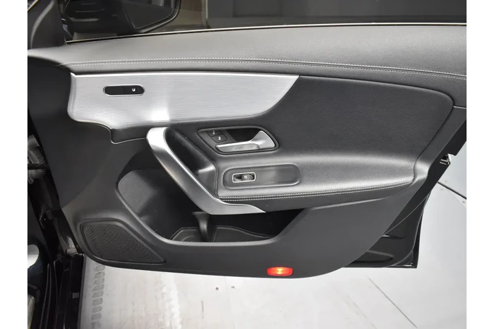 $21952 : Mercedes-Benz CLA 2022 AWD C image 6