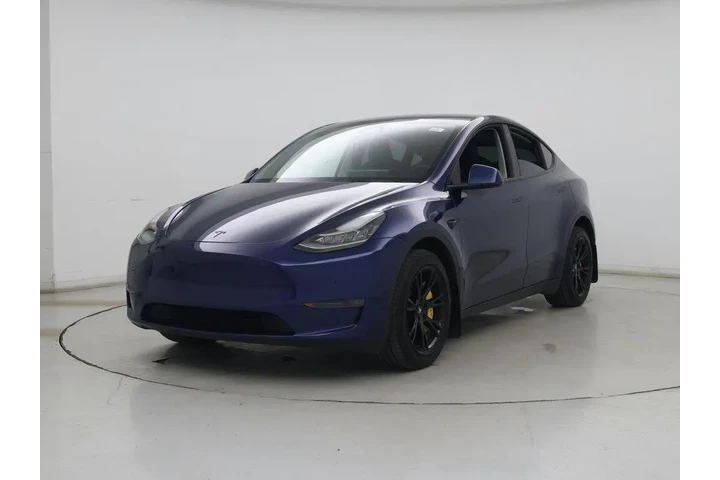$33998 : Tesla Model Y 2023 AWD Long image 4