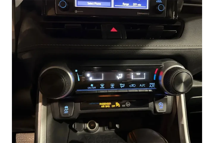 $25500 : Toyota RAV4 2022 AWD LE 4dr image 8