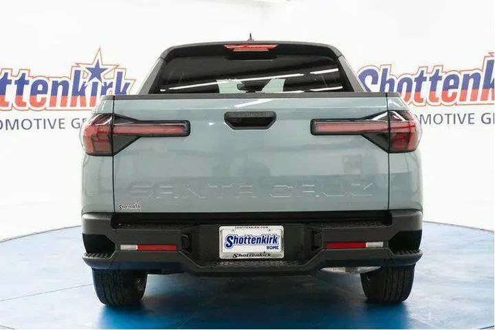 $30023 : Hyundai SANTA CRUZ 2026 SEL image 6