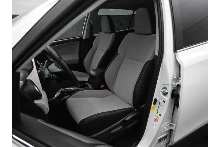 $22500 : Toyota RAV4 2018 XLE 4dr SUV image 8