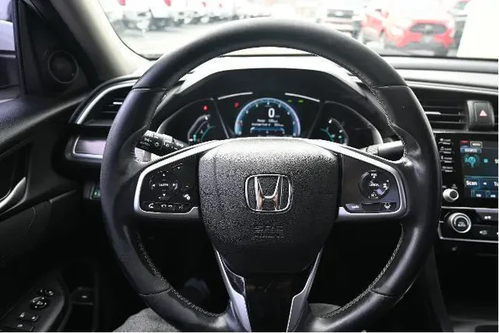 $18488 : Honda Civic 2020 EX 4dr Seda image 9