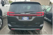 $32990 : Chrysler Pacifica Plug-In Hy thumbnail