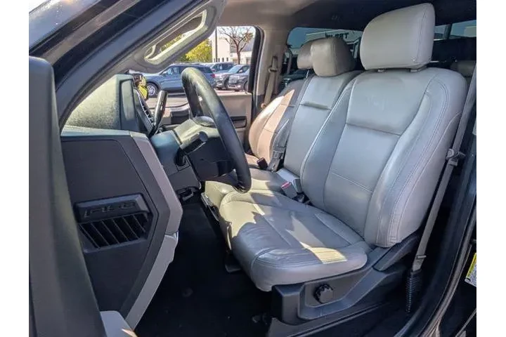 $16997 : Ford F-150 2016 4x2 King Ran image 6