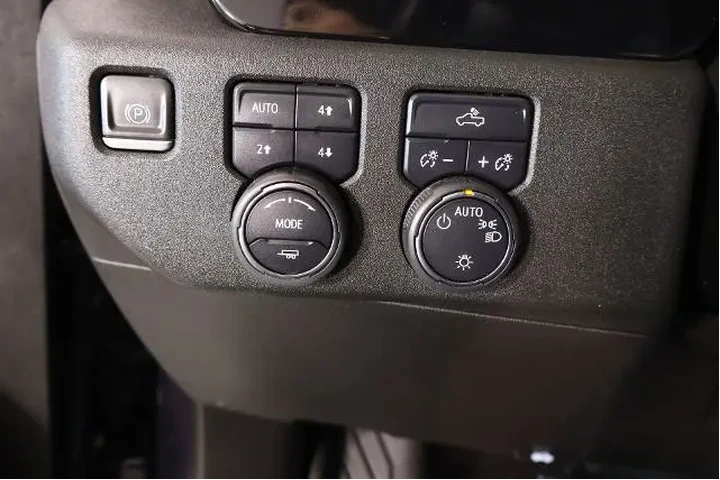 $37364 : Chevrolet Silverado 1500 202 image 9