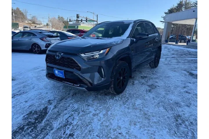 $39999 : 2024 RAV4 Hybrid image 3