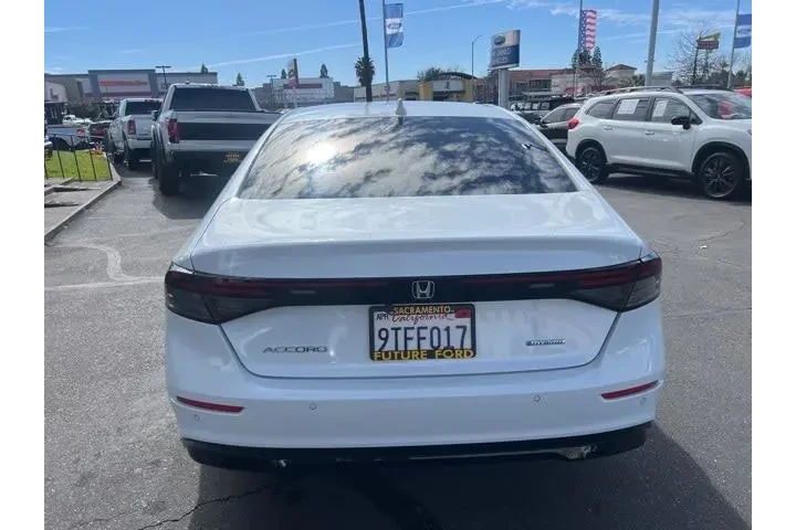 $33988 : Honda Accord Hybrid 2025 EX- image 10