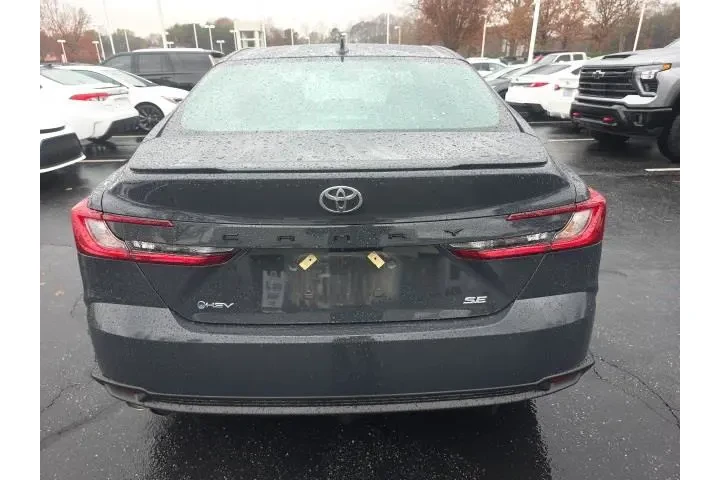 $28945 : Toyota Camry 2025 SE 4dr Sed image 7