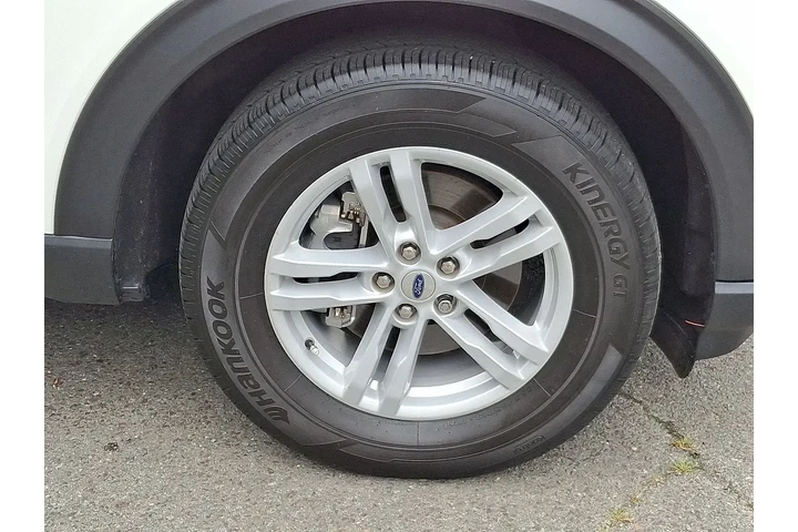 $33500 : Ford Explorer 2024 AWD XLT 4 image 9