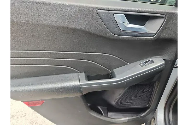 $22550 : Ford Escape 2023 AWD ST-Line image 10