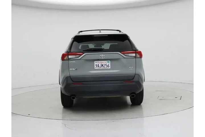 $30998 : Toyota RAV4 2022 AWD XLE Pre image 6