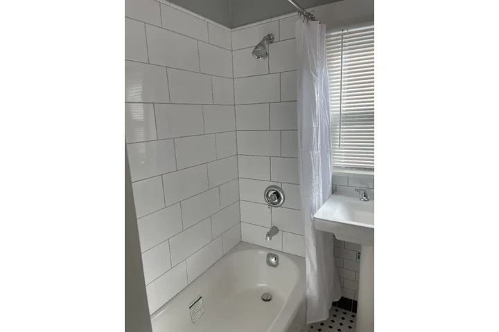 $900 : Encantadora casa unifamiliar image 8