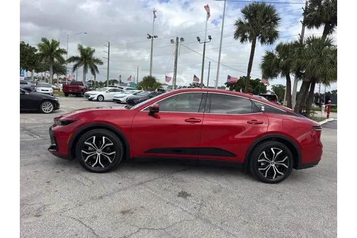 $31988 : Toyota Crown 2024 image 6