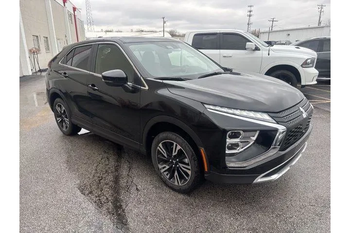 $24000 : Mitsubishi Eclipse Cross 202 image 1