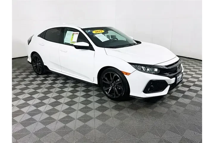 $17900 : Honda Civic 2019 Sport 4dr H image 1