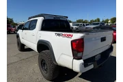 $31500 : Toyota Tacoma 2019 4x4 TRD P thumbnail