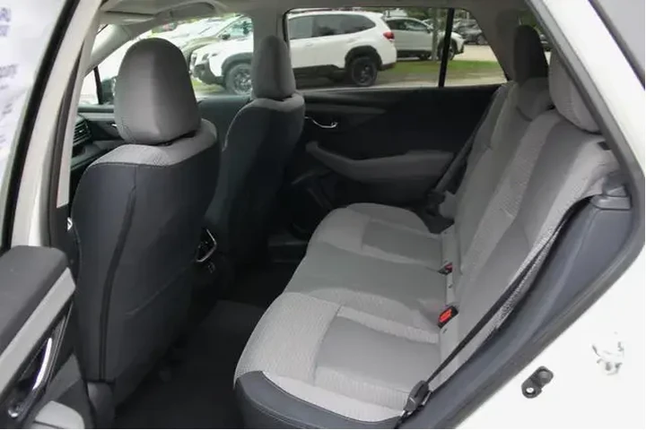 $31991 : Subaru Outback 2025 AWD Prem image 10