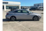 $20699 : Hyundai ELANTRA 2025 SEL Con thumbnail