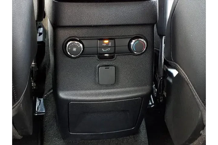 $20242 : Ford Explorer 2017 XLT 4dr S image 9