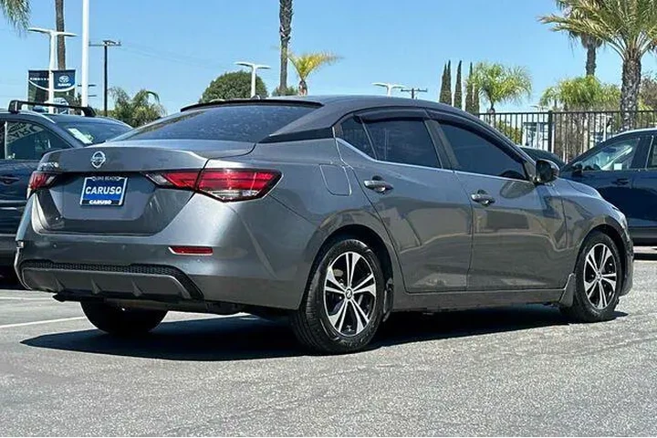 $12026 : Nissan Sentra 2020 SV 4dr Se image 3