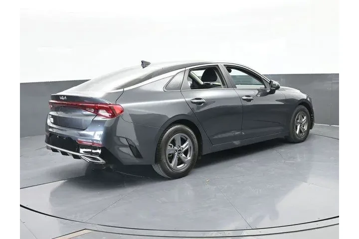 $13991 : Kia K5 2023 LXS 4dr Sedan image 6