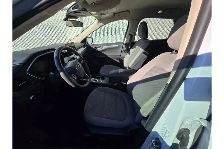 $13000 : Ford Escape 2020 SE 4dr SUV image 9