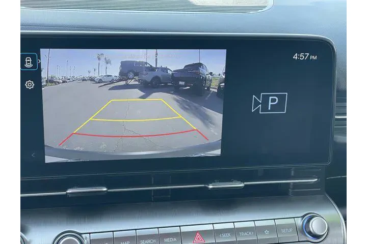 $23401 : Hyundai KONA 2025 SEL 4dr Cr image 9