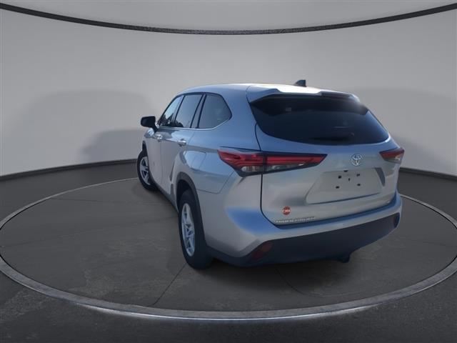 $33000 : PRE-OWNED 2022 TOYOTA HIGHLAN image 7