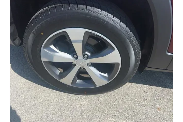 $16155 : Jeep Cherokee 2020 4x4 Limit image 8