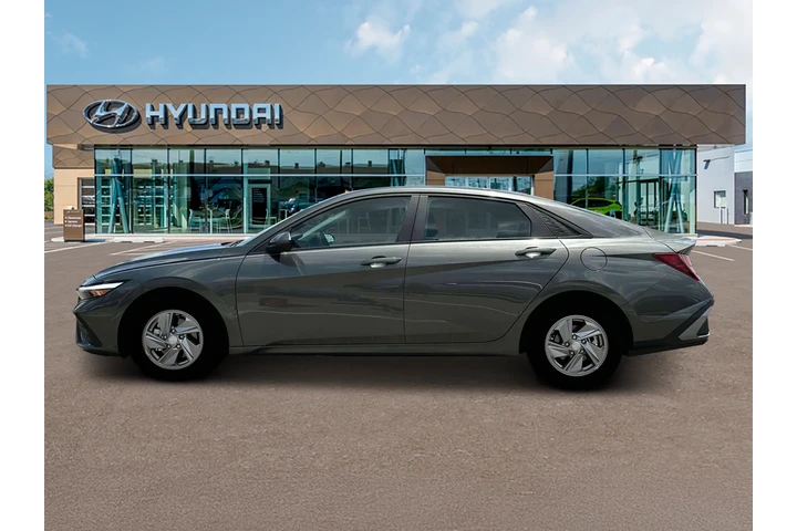 $18750 : Hyundai ELANTRA 2024 SE 4dr image 3