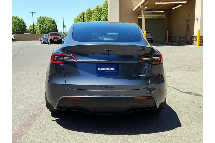 $33998 : Tesla Model Y 2023 AWD Long image 6