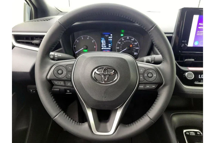 $26998 : Toyota Corolla Hybrid 2024 S image 10