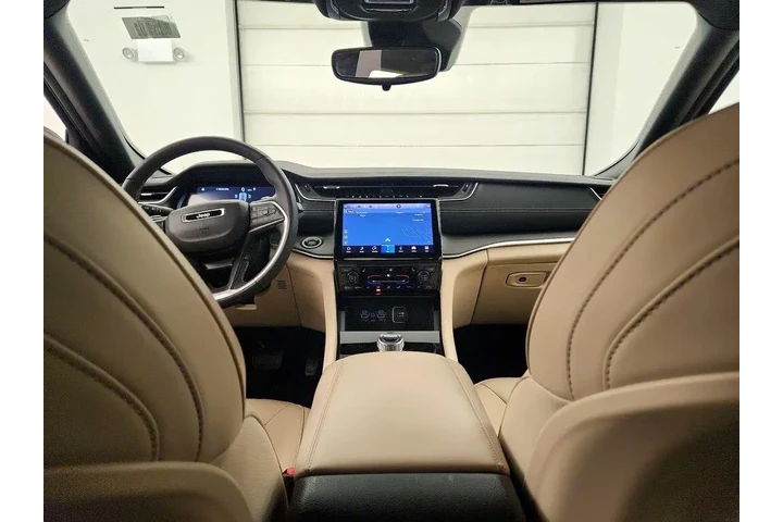 $33998 : Jeep Grand Cherokee 2023 4x2 image 9