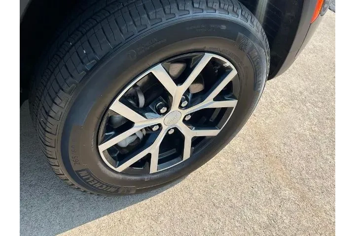 $35500 : Jeep Grand Cherokee 2024 4x4 image 10