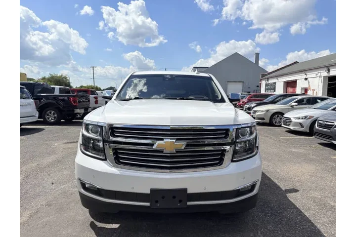 $24995 : 2018 Suburban Premier image 3