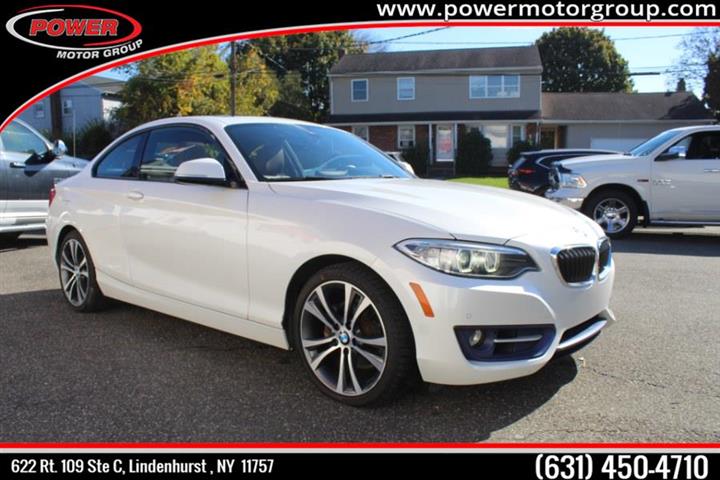 $25900 : Used  BMW 2 Series 2dr Cpe 228 image 8
