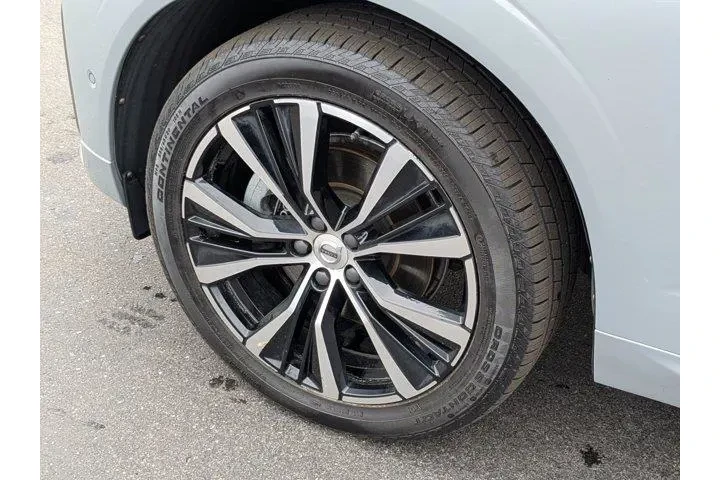 $36989 : Volvo XC60 2024 AWD B5 Plus image 10