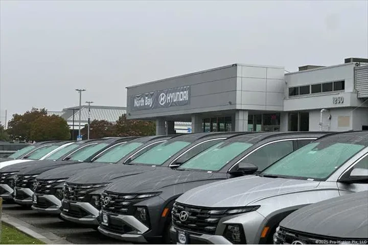 $22990 : Subaru Legacy 2022 AWD Limit image 9