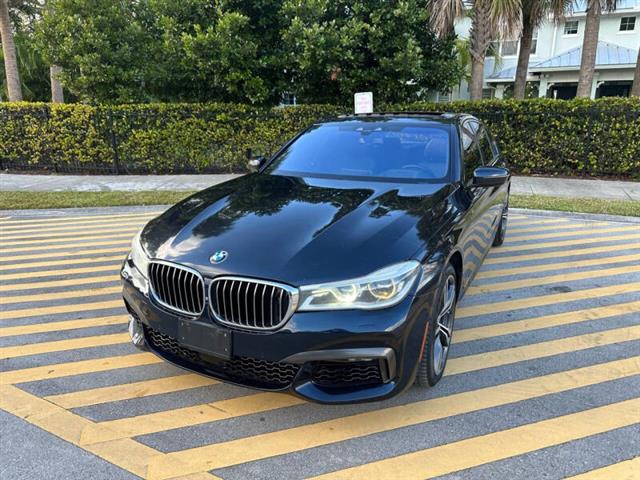 $17995 : 2016 BMW 7 Series image 3